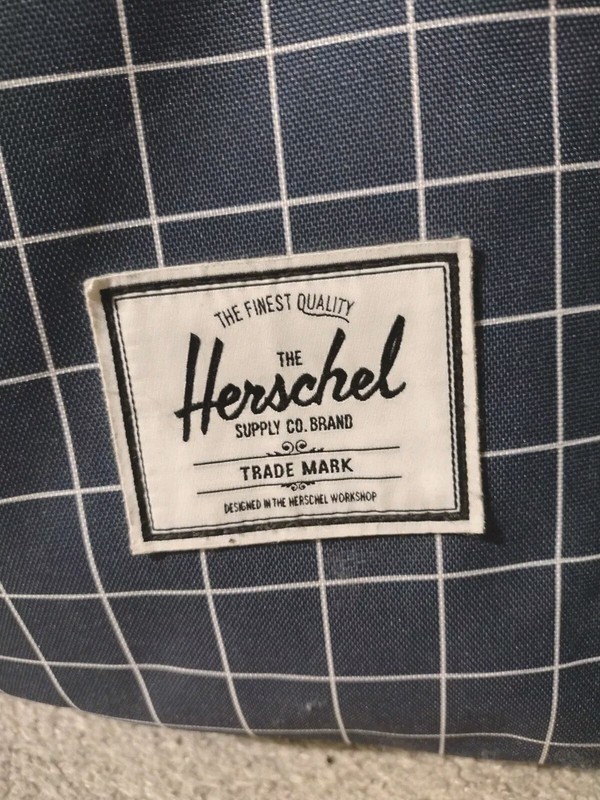 HERSCHEL Rolling Suitcase Softshell Blue Plaid 27" CA55688 gallery