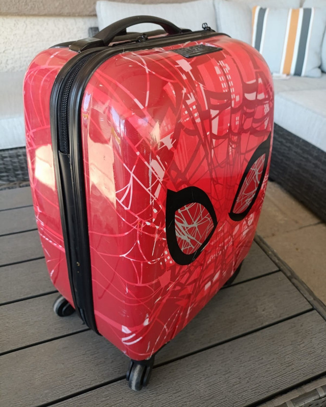 Marvel Spider-Man Hardcase Spinner Carry-On Luggage 18″ & Under Red/Black