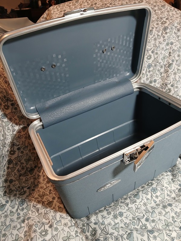 Vintage Forecast Blue Hard Shell Train Case with Original Tray Mid Century Sears gallery
