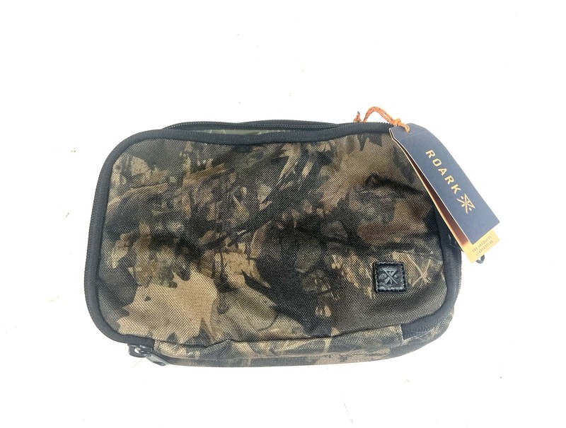 ROARK DAILY CARRY BAG TOILETRY Style RA332SMU CAMO SIZE ONE – NWT