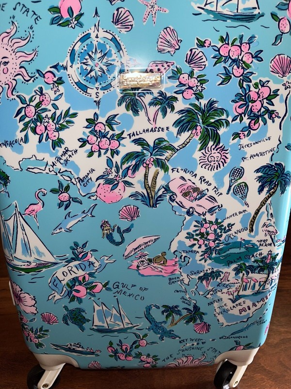 Lilly Pulitzer Road Trip GWP ROLLING LUGGAGE TRAVEL SET Duffel Cosmetic Case NWT gallery