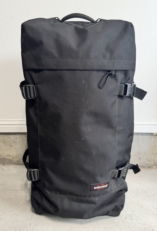 EASTPAK TRANSIT’R Large Rolling Duffel Bag Black 32×13 Handle Travel EK63L008