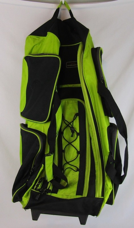 Pinnacle Rolling Duffle Bag w/Handle-Green/Black-30”L x 15”W x 11”H-VGUC