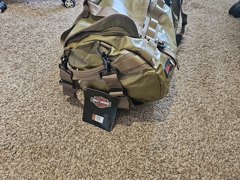 Harley-Davidson Water-Resistant Functional Hybrid Duffel Bag/Backpack - Khaki gallery