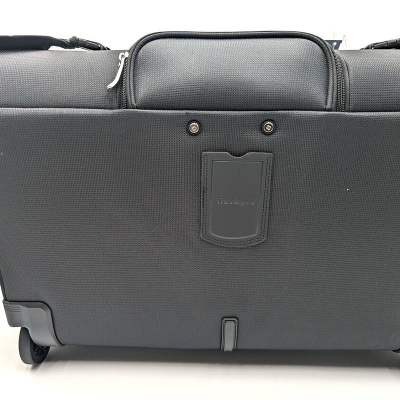 Travelpro Maxlite 5 Softside 22 " Lightweight 2 Wheel Carry On Garment Bag Black gallery
