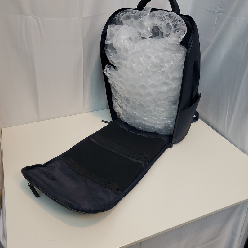 Nomatic Backpack 14L, Great Condition, Expands to 17L, Navy Color, $319 Value gallery