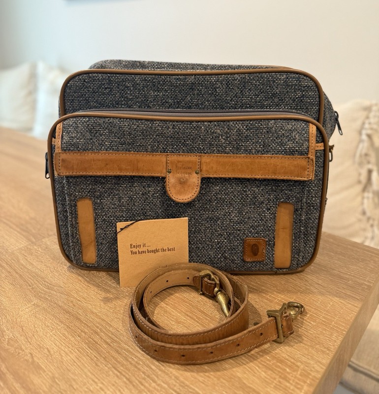 Vintage Hartmann Luggage Tweed Leather Travel Shoulder Weekender Bag Carry On
