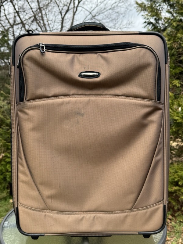Briggs & Riley Baseline 25” Check In 2-Wheel Upright Medium Luggage Expandable