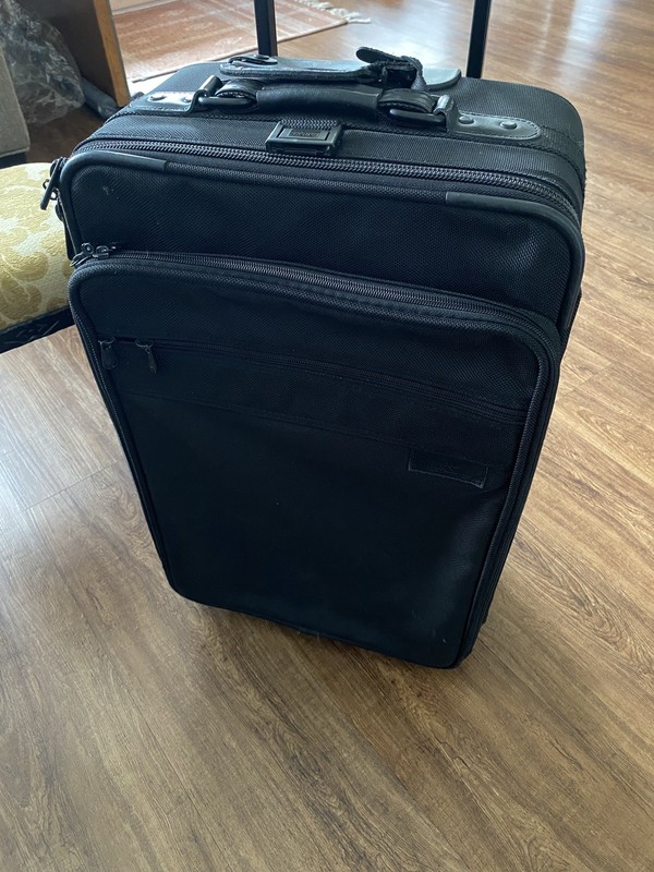 VTG Briggs & Riley Black 21″ Suitcase