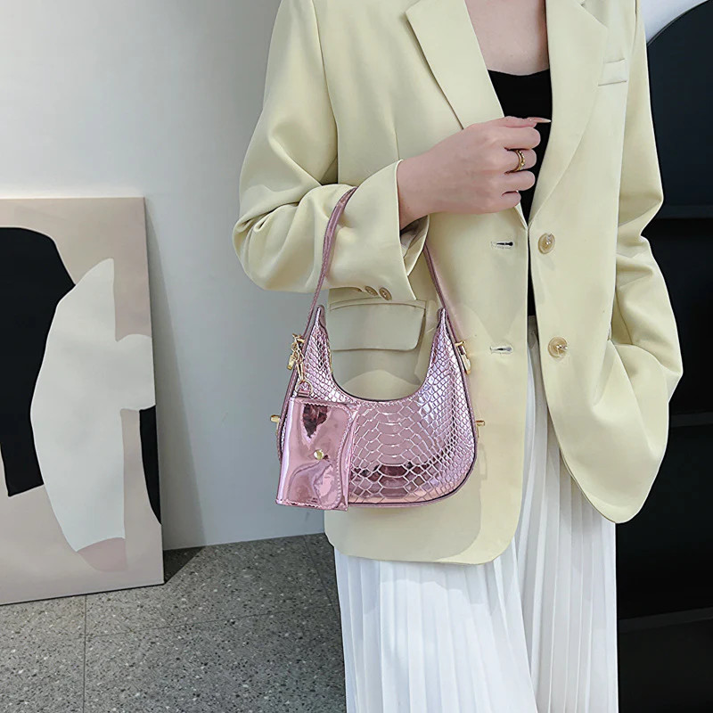 Spring Concise Western Style Shoulder Messenger Bag gallery