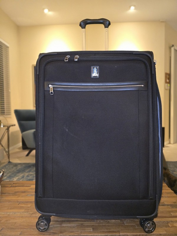 Travelpro 29″ Platinum Elite Large Checked Shadow Black Suitcase Luggage READ