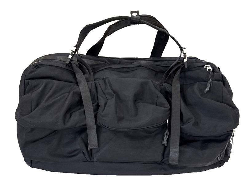 LULULEMON TRAVEL CARRY ON DUFFLE LOADS OF COMPARTMENTS YOGA STRAP BLACK