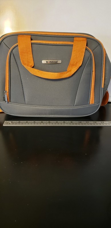 Rockland 15″ Accessory Bag Gray/Orange Solid, Shoulder Strap, Zipper Closure