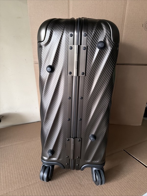 TUMI 19 Degree Aluminum Continental Large Carry On 4 Wheel Packing Case Gunmetal gallery