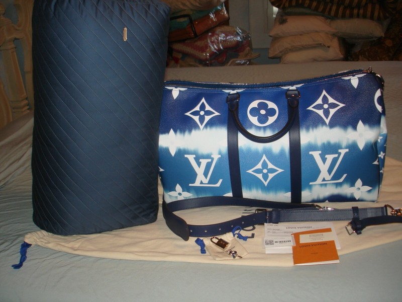 LOUIS VUITTON Limited Edition Monogram Giant Escale Keepall 50 Bleu M45117 NWT