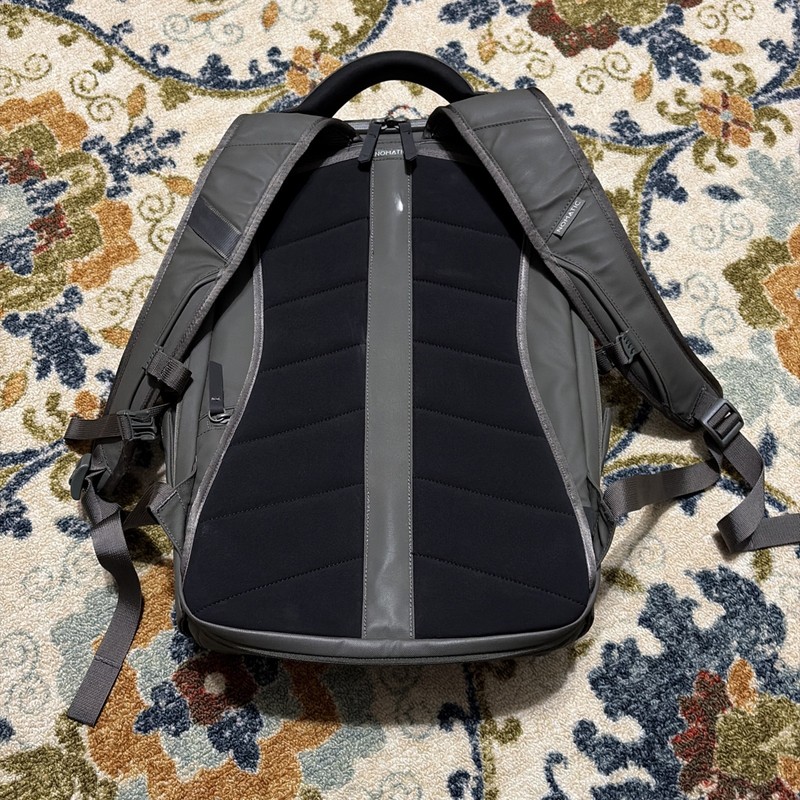 Nomatic Backpack 14L, Great Condition, Expand to 17L, Laptop Sleeve, RFID Safe gallery