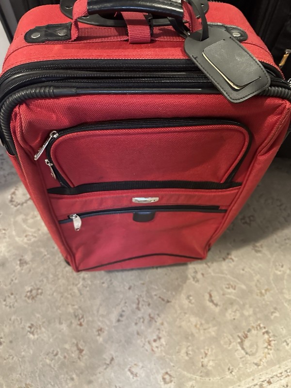 Red Black Polyester Expandable Soft Case Rolling Suitcase 21" Solid Pattern gallery