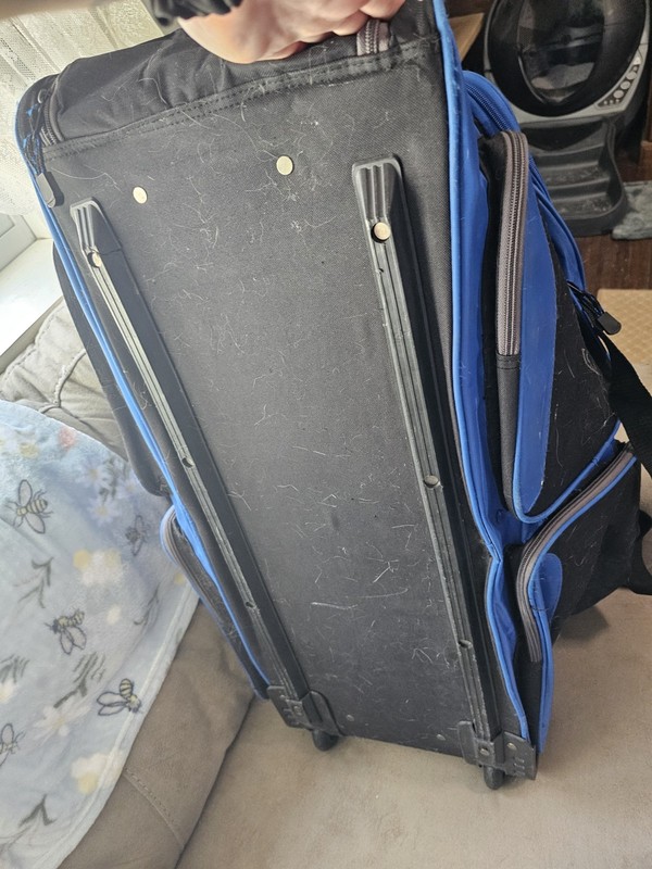 Destinations 32" Multi-Packer Wheel Duffle **SEE PICS FOR DAMAGE** gallery