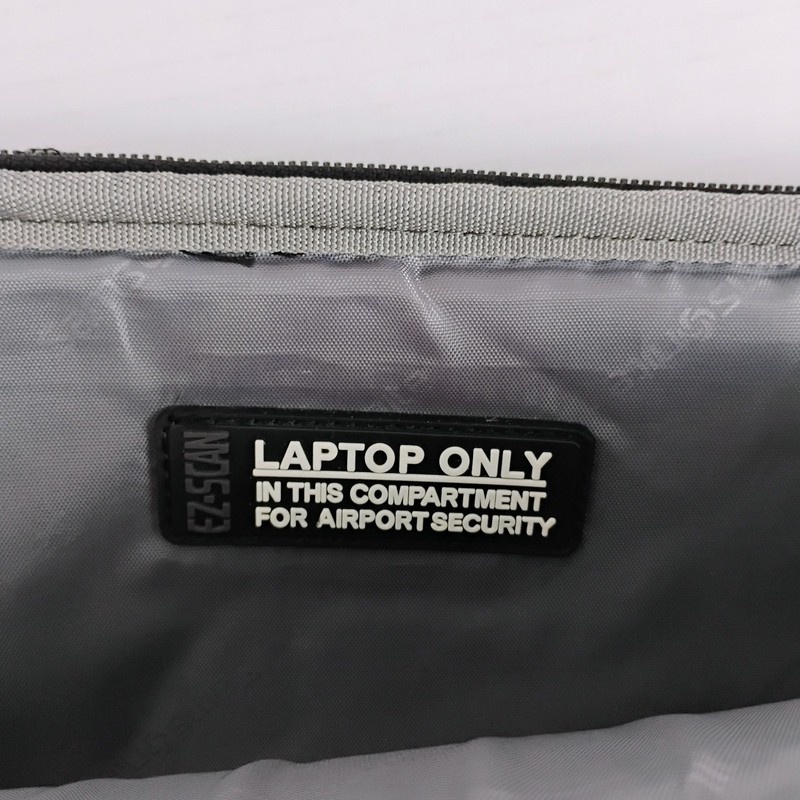 Samsonite 1910 EZ Scan TSA Checkpoint Friendly 17” Laptop Briefcase Bag Black gallery