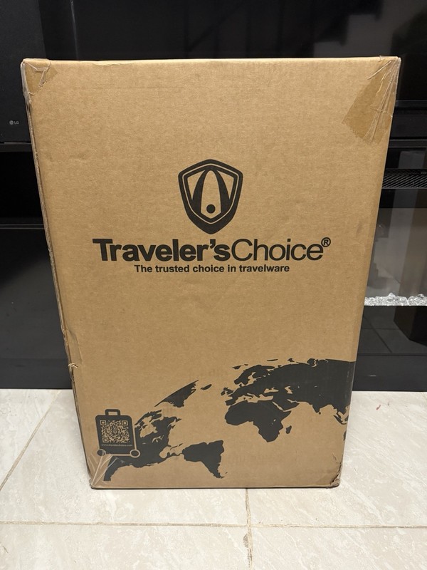 Traveler’s Choice Pagosa Indestructible Hardshell Expandable Spinner Luggage