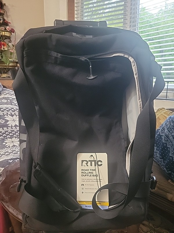 RTIC Road Trip Rolling Duffle Bag Black Medium Travel Bag Extending Handle