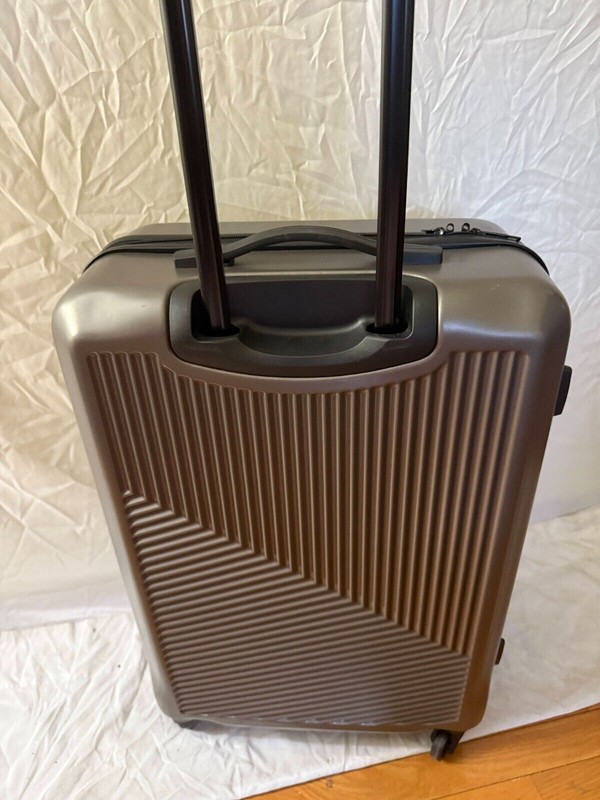 New Skyline 24" Hard side Checked Luggage Gray Spinner Lightweight gallery