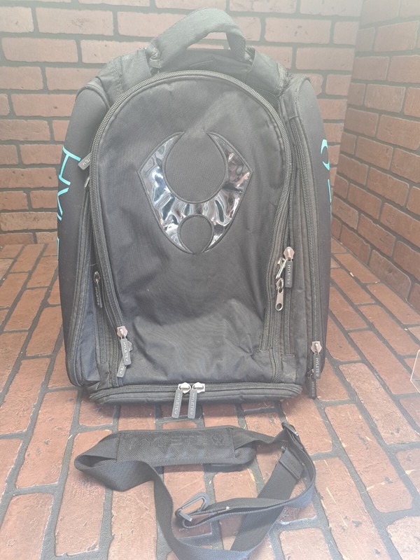 hylete 6 in 1 packpack duffel bag Been Repaired