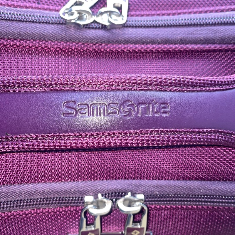 Samsonite Women’s Purple With Adjustable Strap Travel Carry-On Messenger Bag gallery