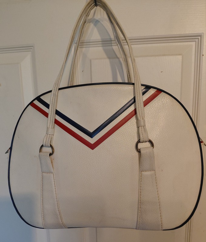 Vintage White Faux Leather Red & Blue Striped Carrying Bag Overnight Flight Bag