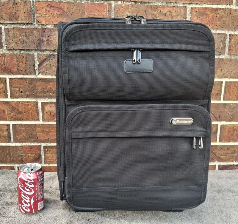 Travelpro Platinum 3 Black 20″ 2 Wheeled Carry On Luggage