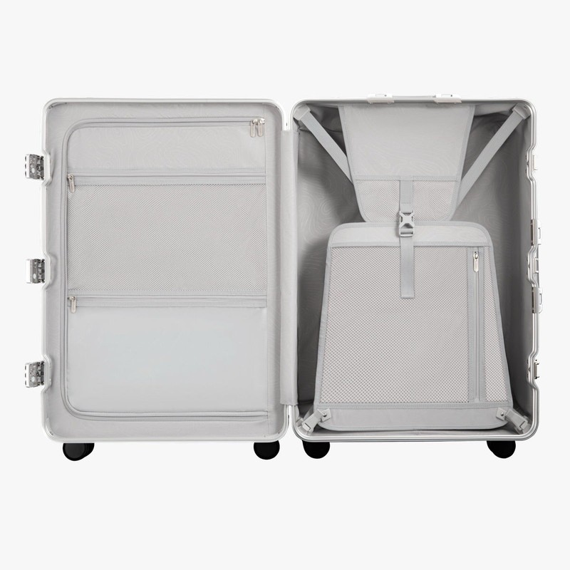 LUGGEX Aluminum Frame Luggage with Spinner Wheels, Zipperless Polycarbonate H... gallery