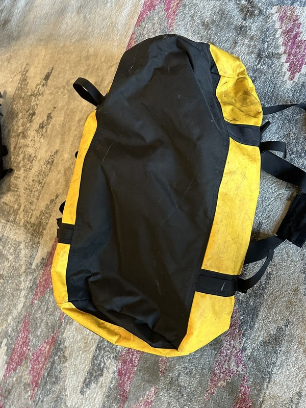 The North Face 150 L XL Duffel Adjustable Straps Yellow gallery