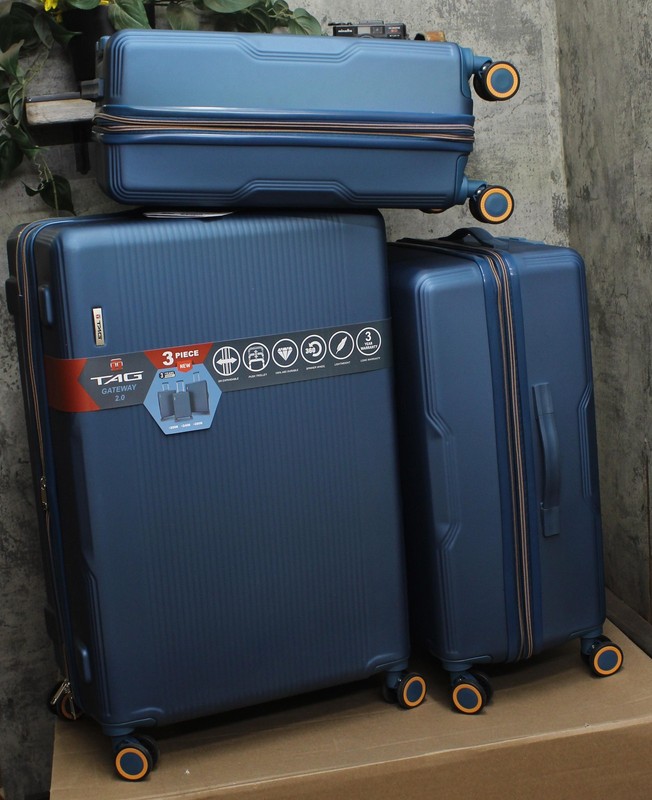 Tag Gateway 2.0 3-Piece Hard Side Spinner Suitcase Luggage Set Blue 20″ 24″ 28″