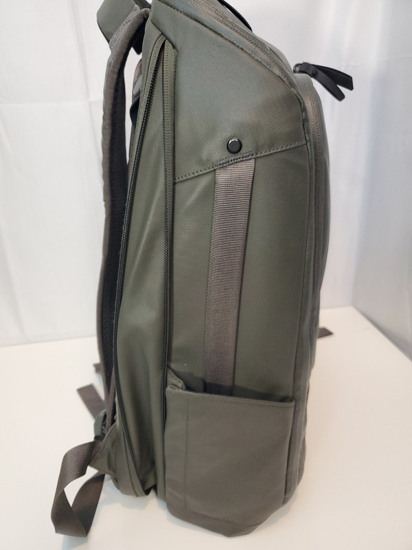 Nomatic Backpack 20L, Good Condition, Expands to 24L, Olive Color, $329 Value gallery