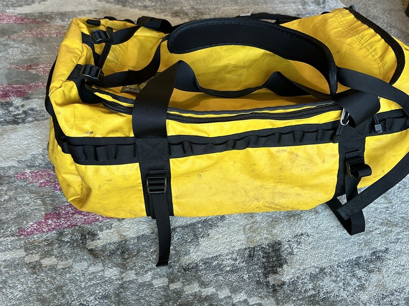 The North Face 150 L XL Duffel Adjustable Straps Yellow gallery