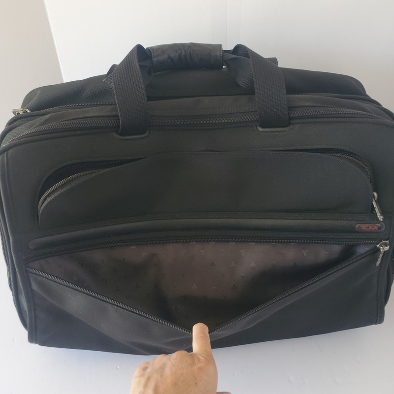 Tumi Two Wheeled Rolling 3 compartment Travel Bag/Carry On/Briefcase/Luggage gallery