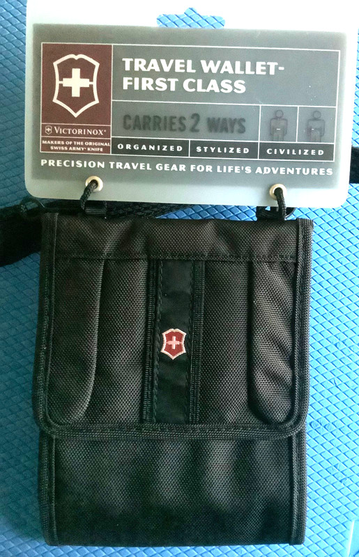 Victorinox Travel Wallet – First Class 2- Way Carry Deluxe Pouch 5″ (Black)