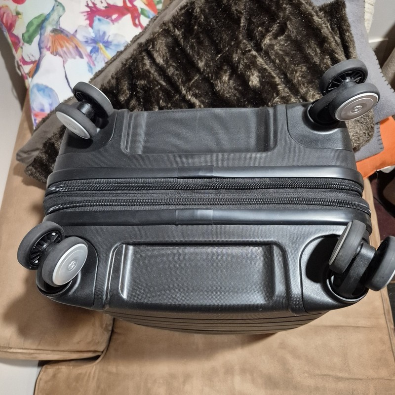 Samsonite Tech Two 2.0 2-piece Hardside Set Luggage Gray 27 & 21 N/b gallery