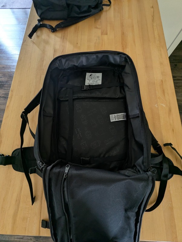 JanSport Venture Pack System Travel Pack Large Main Compartment 4 Water Bottle gallery