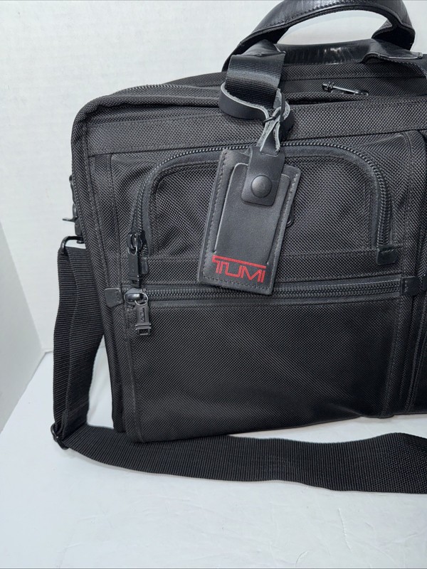 TUMI Number 26114D2 Business 2way bag Black Nylon Messenger Briefcase gallery