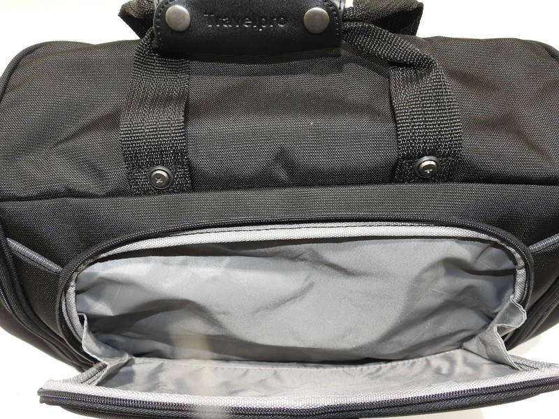 Travelpro Crew 7 Deluxe Tote 4070803-01 Black gallery