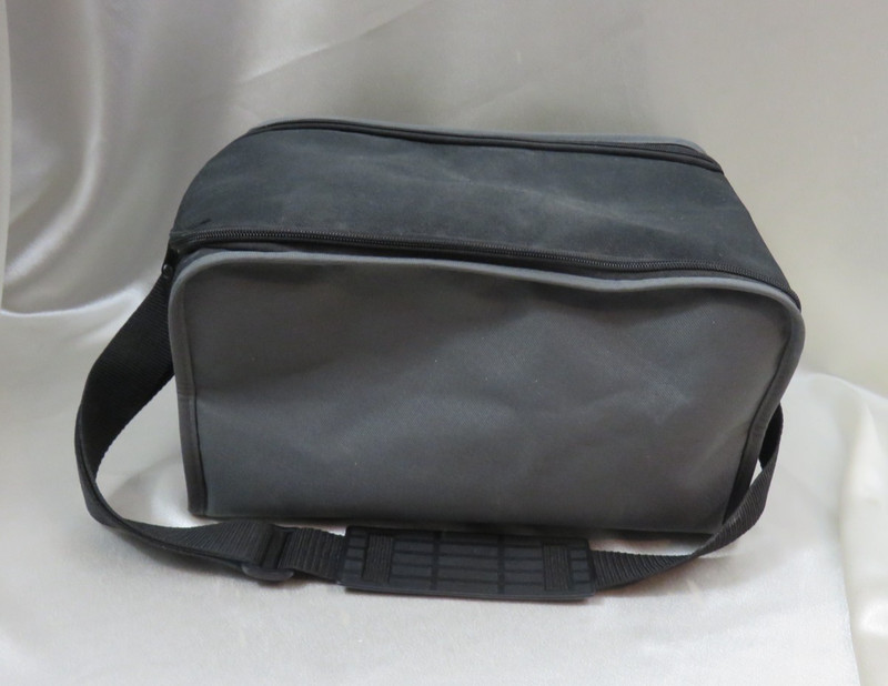 Cloth Carry on – Travel Bag Black and Gray – Zipper – Strap – Pockets 14″ X 8″