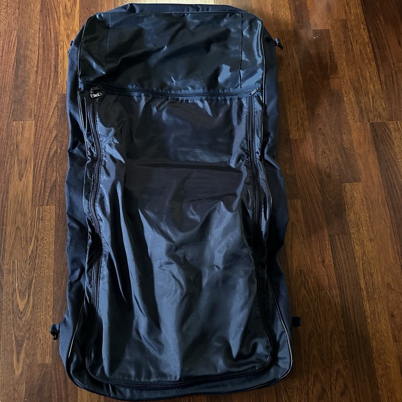 United States Air Force Uniform Luggage Garment Travel Bag USAF US Military Navy gallery