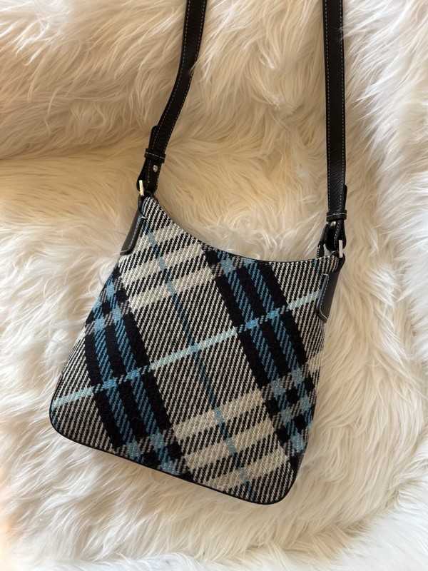 Auth Burberry Blue Check Wool Shoulder / Underarm Bag – Vintage