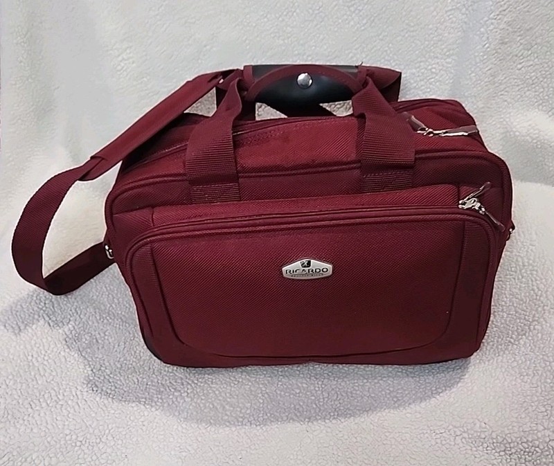RICARDO Beverly Hills Unisex Carry-on Travel Bag Luggage Maroon Great Condition