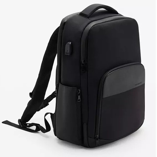MANGO Men’s USB Connection Water-Repellent Backpack