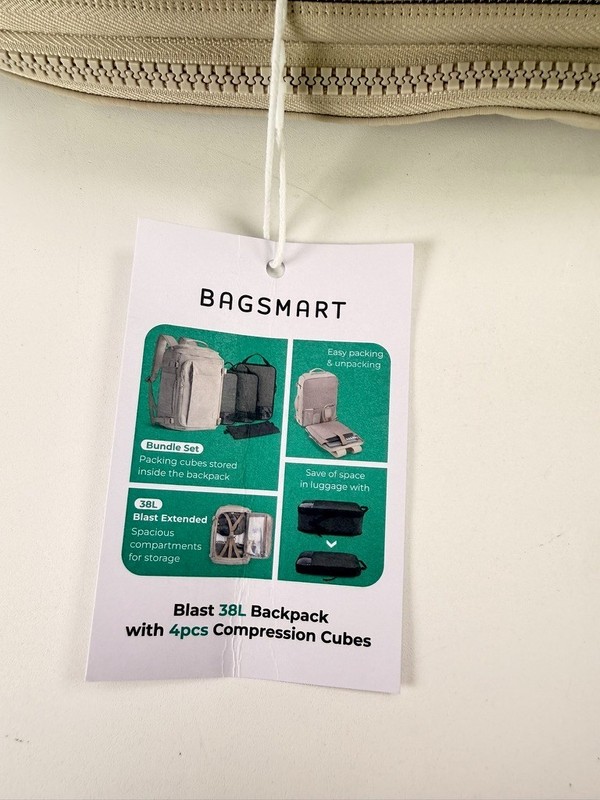 BAGSMART Blast 28L Travel Backpack Carry On Bag Tan New w/ Tags - Beige gallery