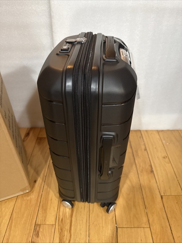 Samsonite 21" Freeform Hardside Expandable Carry-On Luggage Bag Spinner Wheels gallery