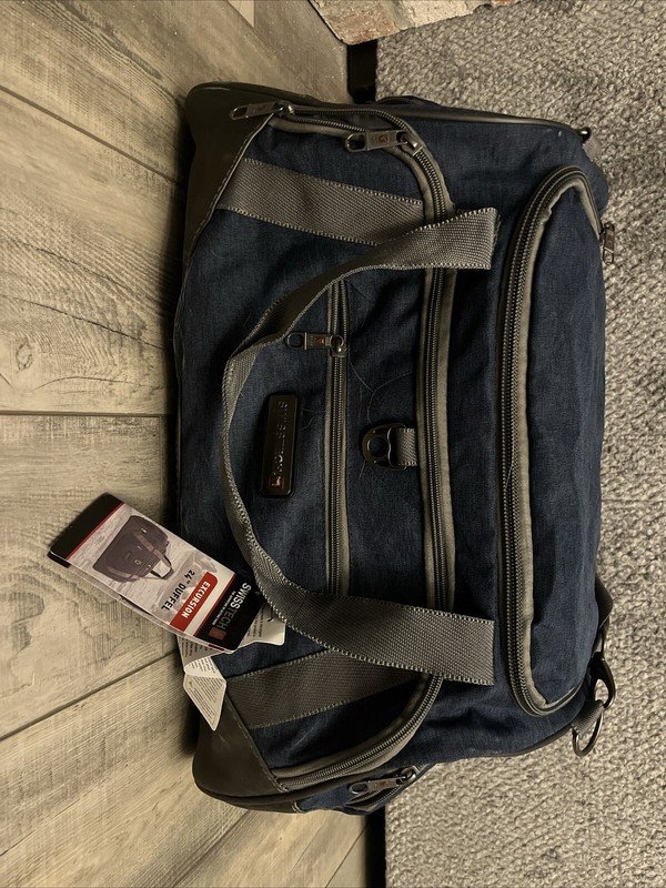 SwissTech Excursion 24″ Travel Duffel Bag Blue Adventure Water Resistant Bottom