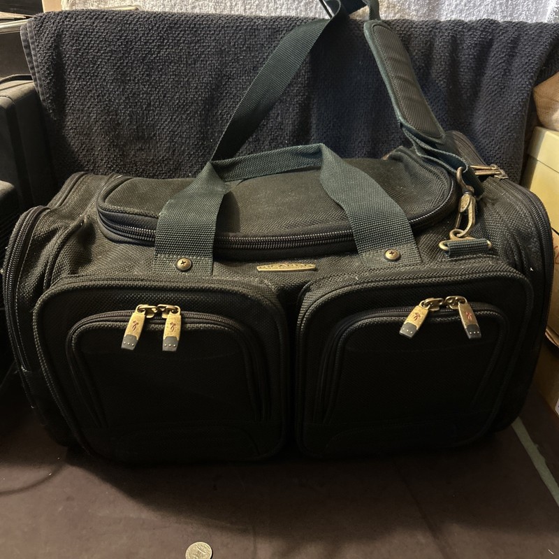 Vintage Ricardo Beverly Hills Multi Pocket Green Carry-On Shoulder Travel Bag